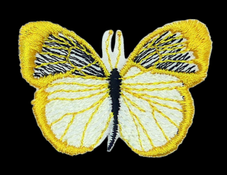 Pillangó hímzett szárnyakkal, varrható folt, címke.  Méret: 5x4 cm vegyes színekben!  5 db/csomag