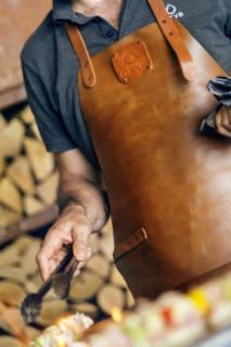 OFYR LEATHER APRON (BŐR KÖTÉNY)