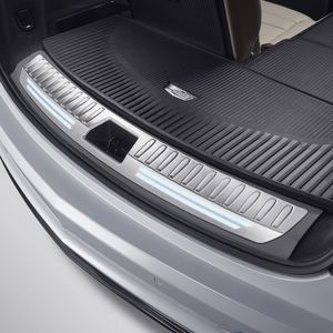 Cadillac XT6 Lišta zavazadlového prostoru - podsvícená (titanium)