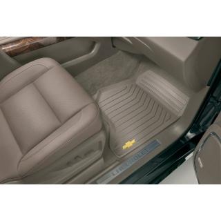Chevrolet Celokožené podlahové rohože Premium pro první řadu v barvě Dune s logem Bowtie
