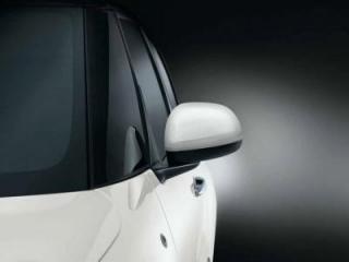 Fiat 500L Kryty zpětných zrcátek bílé s technickým efektem