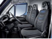 Iveco Daily Premium blue line Dvojsedadlo se středními bezpečnostními pásy a zásuvkou