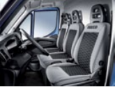 Iveco Daily Premium silver line Dvojsedadlo se středními bezpečnostními pásy