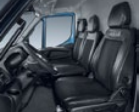 Iveco Daily Řada black eco Dvojsedadlo se středními bezpečnostními pásy a zásuvkou