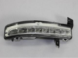 Jeep Grand Cherokee WK2 LED lampa denního svícení levá