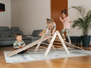 Állítható Montessori háromszög készlet