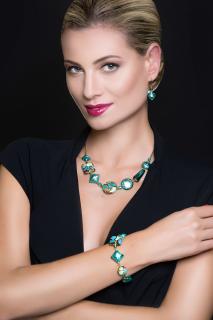 Emerald Princess nyaklánc 24 karátos arany és színezüst díszítéssel Lampglas gyöngyökben