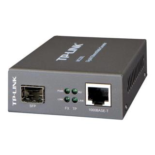 TP-LINK 1000Mbps RJ45 to 1000Mbps SFP slot supporting MiniGBIC modules switching power adapter chassis mountable