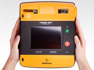 LIFEPAK 1000 félautomata defibrillátor (EKG nélküli)