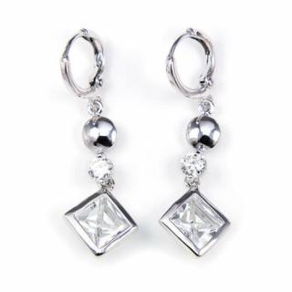 Swarovski piramis alakú kristályos fülbevaló