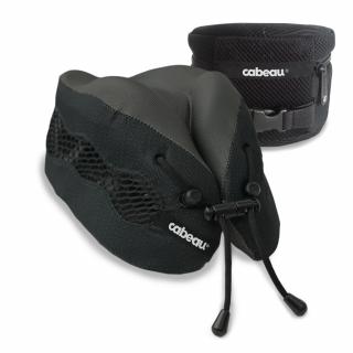 Memóriahabos utazópárnal Cabeau Evolution Cool® - Fekete