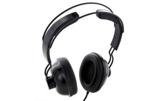 Superlux HD651-BK dinamikus fejhallgató