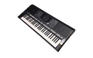 Yamaha PSR-S950 61 billentyűs dinamikus szintetizátor (Használt cikk)