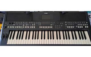 Yamaha PSR-SX600 szintetizátor (Használt cikkek)