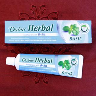 Dabur Herbal Basil Ayurvedic gyógynövényes fogkrém bazsalikommal 100 ml