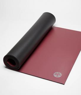 Manduka GRP® ADAPT YOGA MAT csúszásgátló PU felületű gumi jógaszőnyeg 180 x 66 cm x 5 mm Szín: Piros