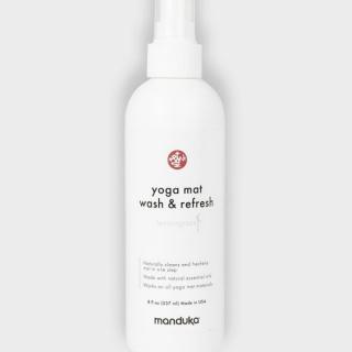Manduka Mat Wash & Refresh Spray tisztító spray jógaszőnyegekhez 237 ml Illat: Citromfű (Lemongrass)
