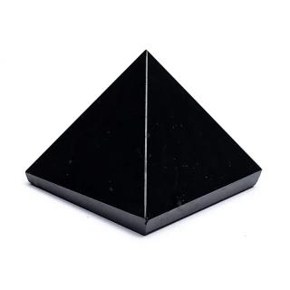 Phoenix Shungite Pyramid Méret: 4x4 cm