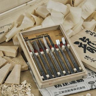 KAWASEI kézzel készített japán faragóvéső-készlet (7 db)