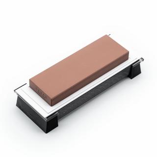 SUEHIRO New Cerax japán közepes durvaságú fenőkő állvánnyal - 800-as szemcseméret