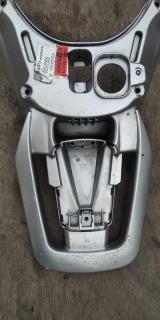 Piaggio VESPA GT  Csomagtartó (VESPA / Ezüst színű)