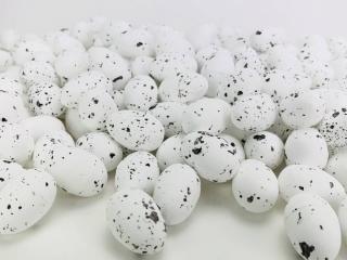 Festett polisztirol tojás természetes színek 3*4cm 120db/cs - fehér
