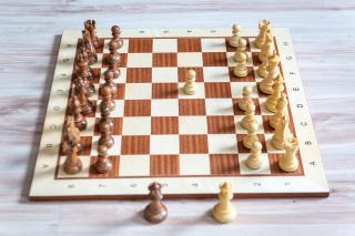 PROFESSIONAL 3,5 mahagóni fa sakk-készlet
