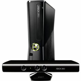 Xbox 360 Slim 4GB + Kinect (használt)