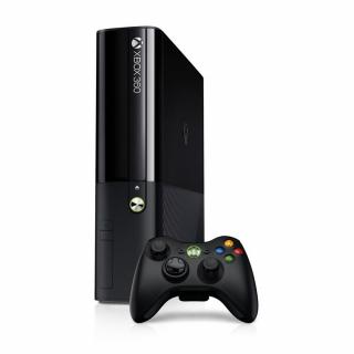 Xbox 360 Slim E 250GB (használt)