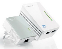 TP-Link TL-WPA4220KIT 300MB Wifi Powerline Extender