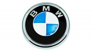 Gyári BMW E92 coupe csomagtartó embléma 51147146051