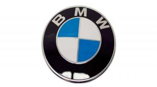 Gyári BMW G11 G12 csomagtartó embléma 51147465111