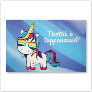 Tiszták a tappancsaid? feliratú unikornisos lábtörlő unicornissal