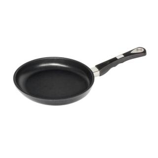 AMT Gastroguss the "World's Best Pan" serpenyő 24 cm,  4 cm magas