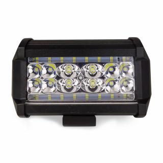 MUNKALÁMPA 28 LED NÉGYZET 84W