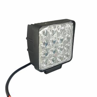 MUNKALÁMPA LED 16X3W NÉGYZET