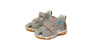 DDStep AC290-982A macis zártorrú fiú szandál 30