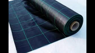 Agroszövet 1,05m x 25m (26,25m2) UV stabil 100gr/m2 fekete