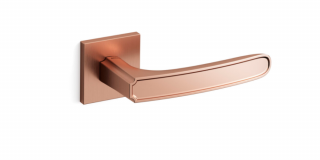 Mandelli Frame szatén rose gold - fényes rose gold négyzetrozettás kilincsgarnitúra