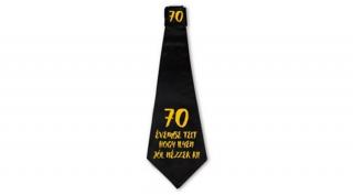 70 évembe telt...számos nyakkendő