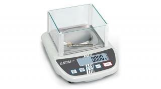 KERN EMS 300-3 (300g/0,001g) digitális asztali/labor mérleg sok funkcióval, adapterrel