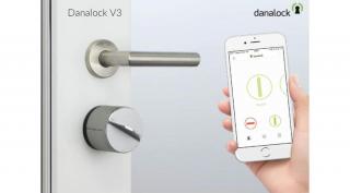 Danalock V3 intelligens zár Z-WAVE+BT