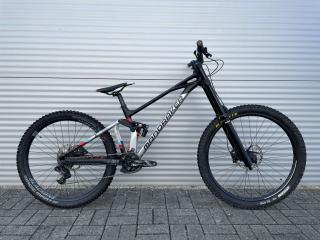 2022 Mondraker Summum RR