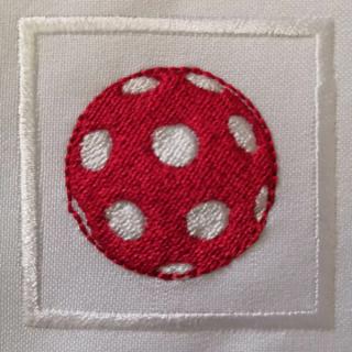 Pöttyös labda ovis jel - Felvarrható, hímzett óvodai jel 3x3 cm