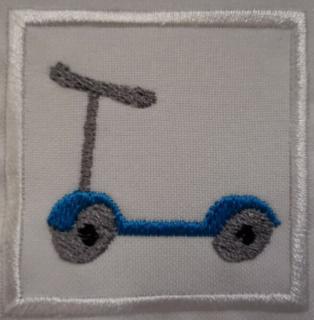 Roller ovis jel (Felvarrható, hímzett ovis jel) 5x5 cm