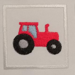 Traktor ovis jel - Felvarrható, hímzett óvodai jel 10x10 cm
